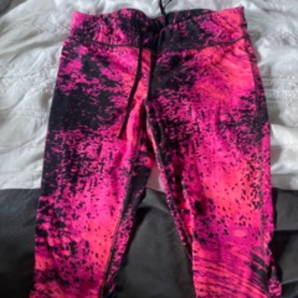 High-waisted Ankle Leggings